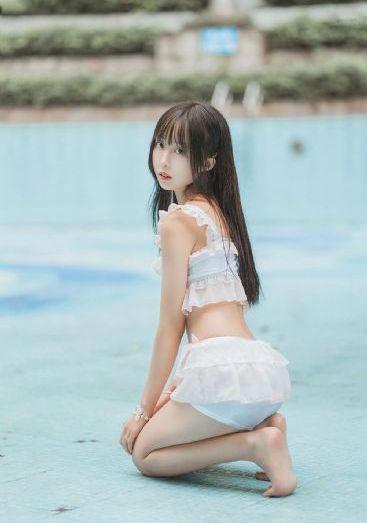 年轻丰满的继牳8
