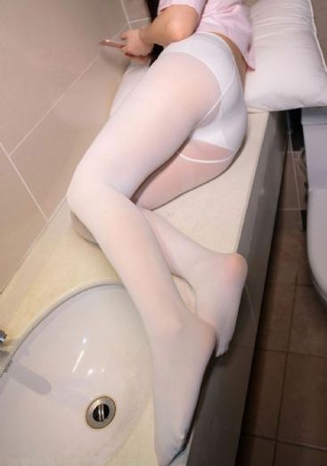 年轻母亲二