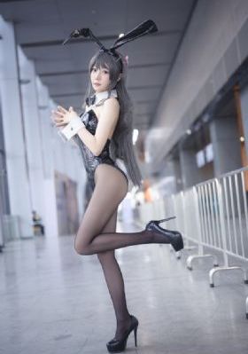 按摩店里的女大学生